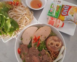Suất ăn - Suất Ăn Hương Việt - Công Ty TNHH Dịch Vụ Suất Ăn Hương Việt
